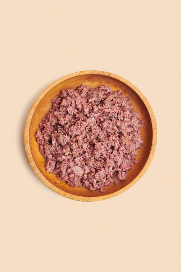 Contenu de la boîte nourriture pour jeunes chiens avec viande de volaille